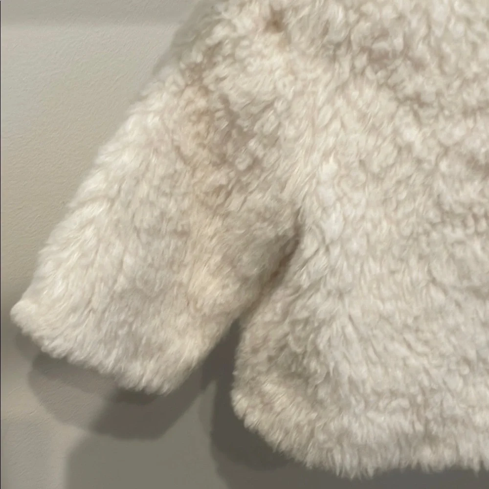 Gymboree Cream Faux Fur Jacket Elegant Open Front Design